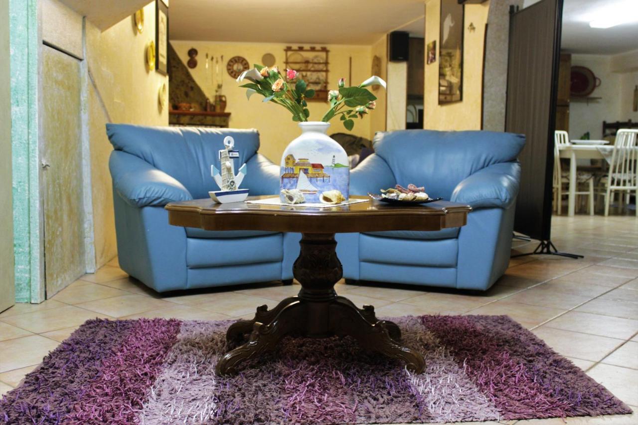 Apartmán Sa Domu Frisca Domusnovas Exteriér fotografie