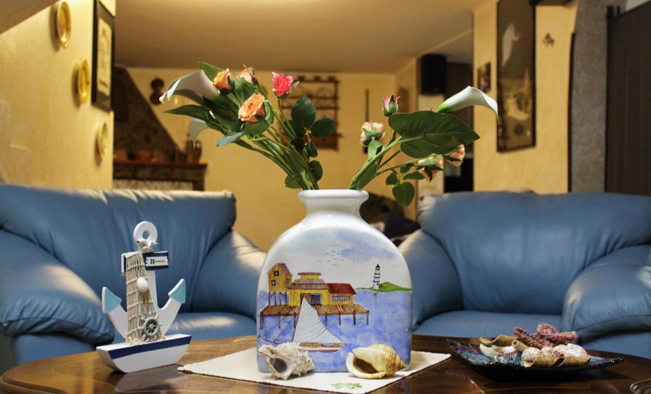 Apartmán Sa Domu Frisca Domusnovas Exteriér fotografie